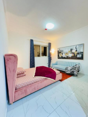 1 BHK Spacious Family Friendly